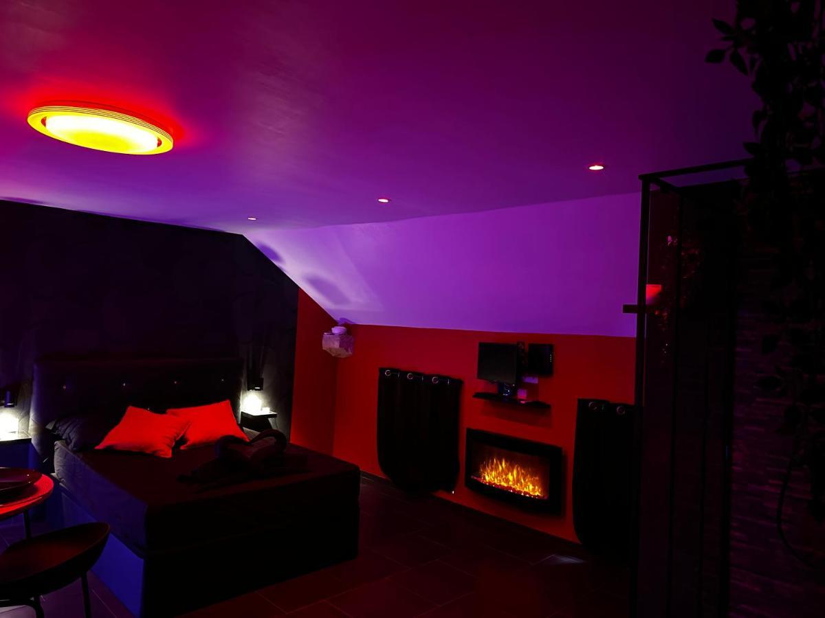 Apartment Msroom *